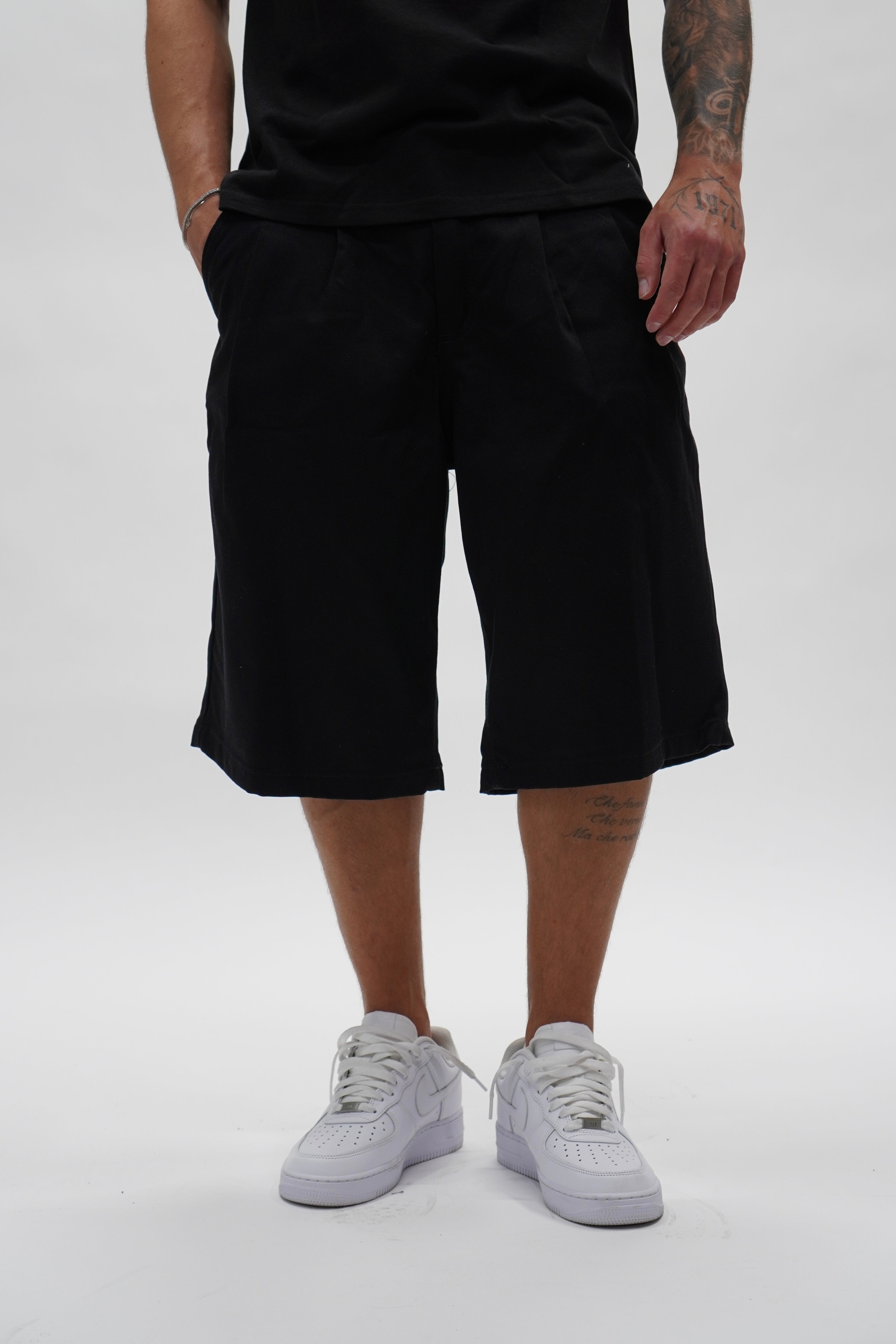 Bermuda Milano Black