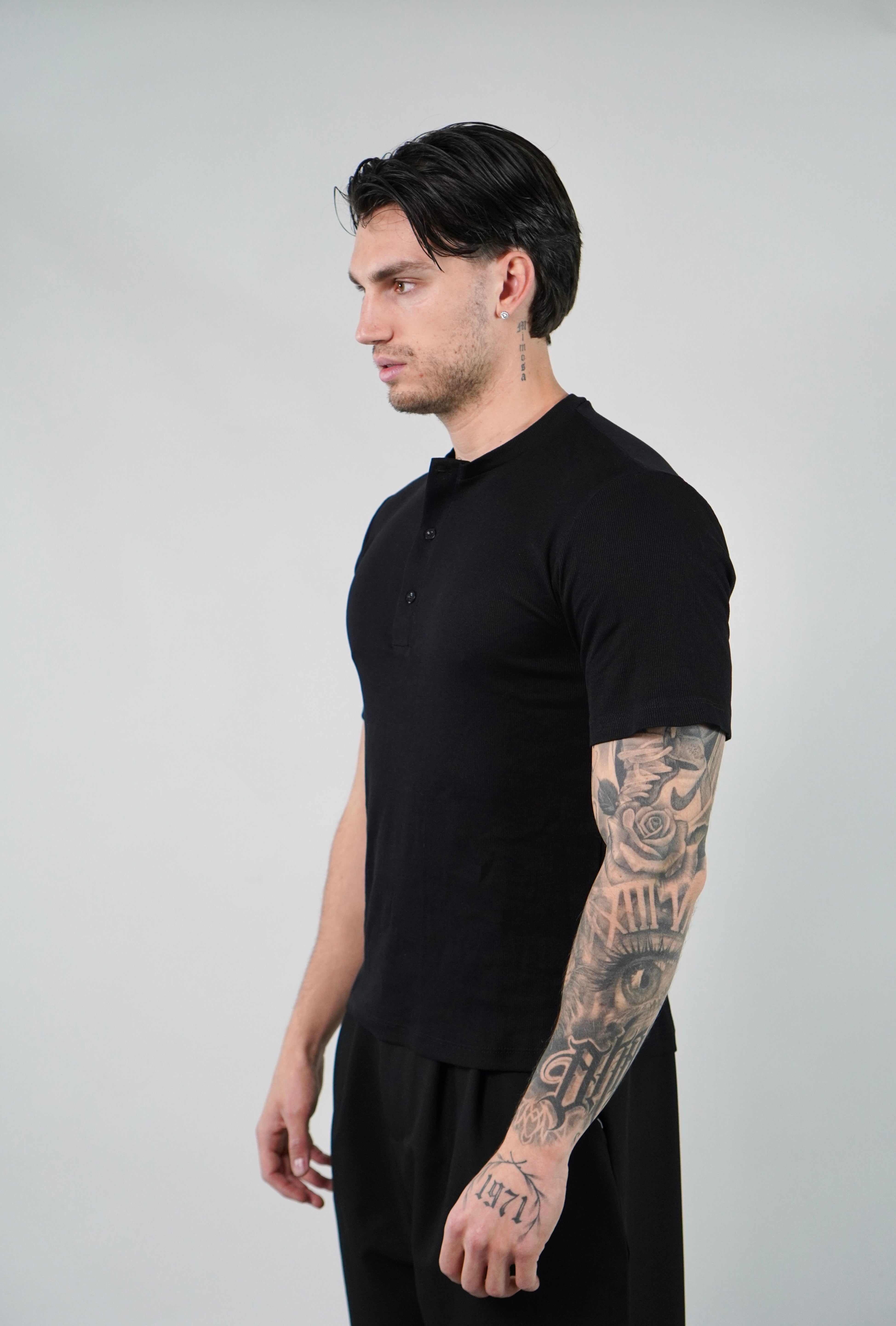 T-Shirt Serafino Black