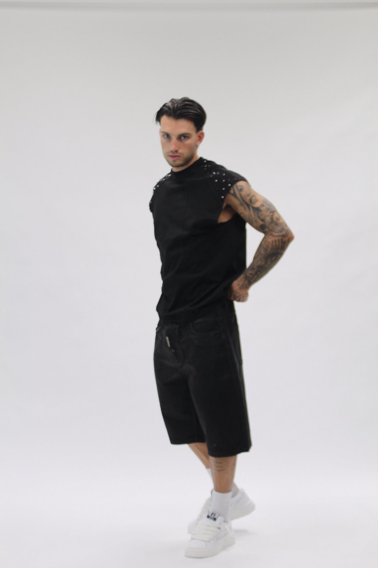 Canotta Borchie Black