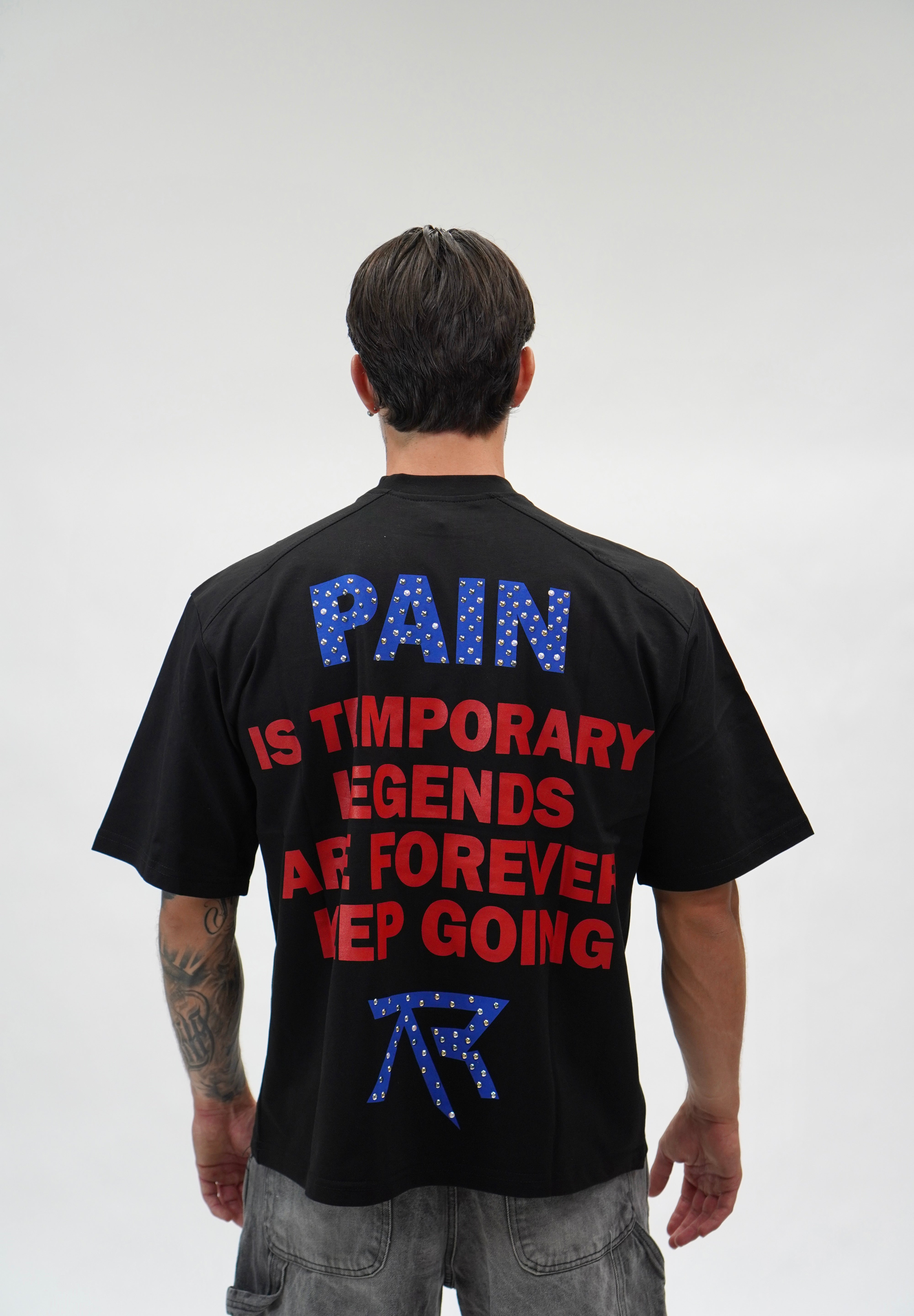 T-shirt Pain Black