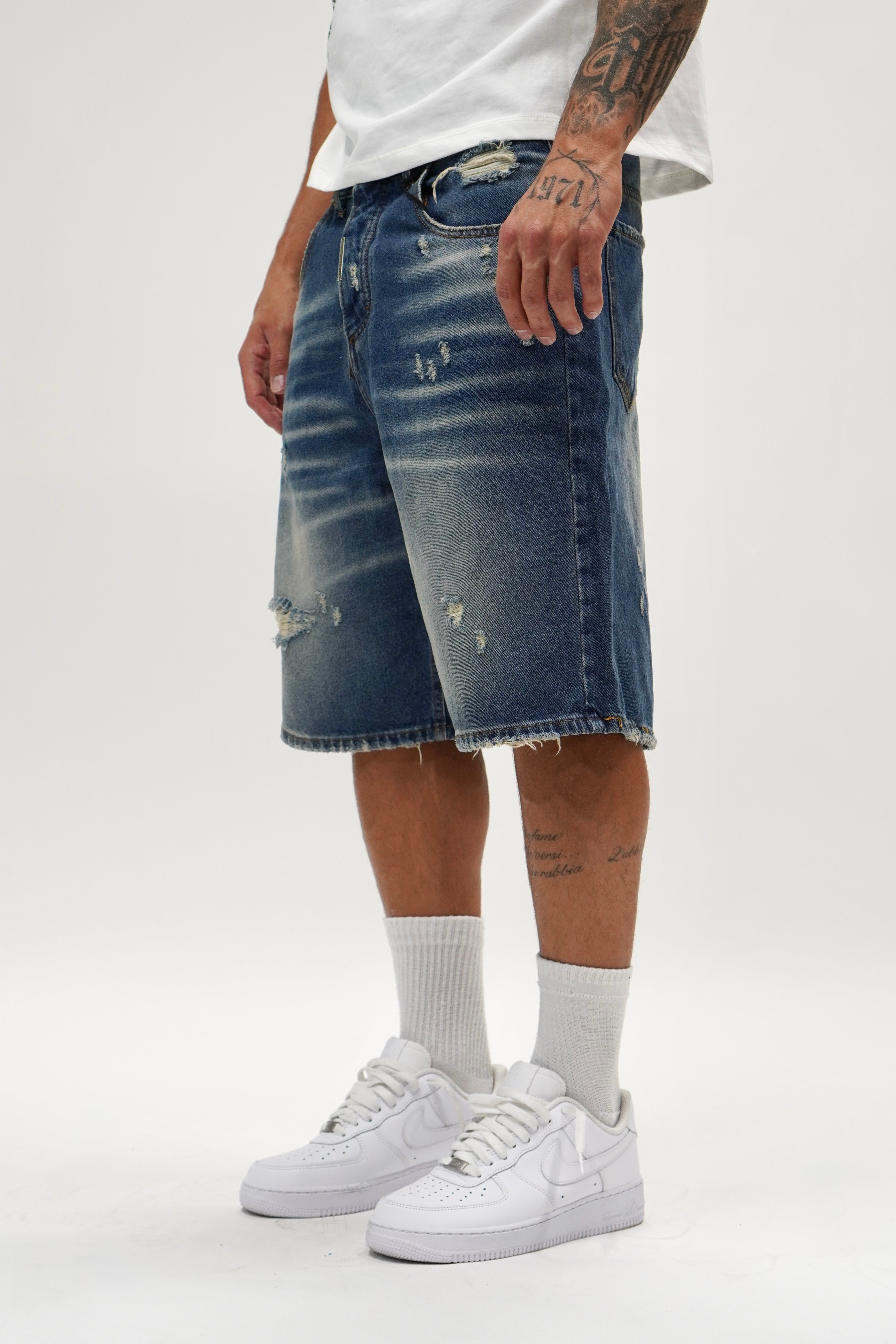 Short Used Sabbiato