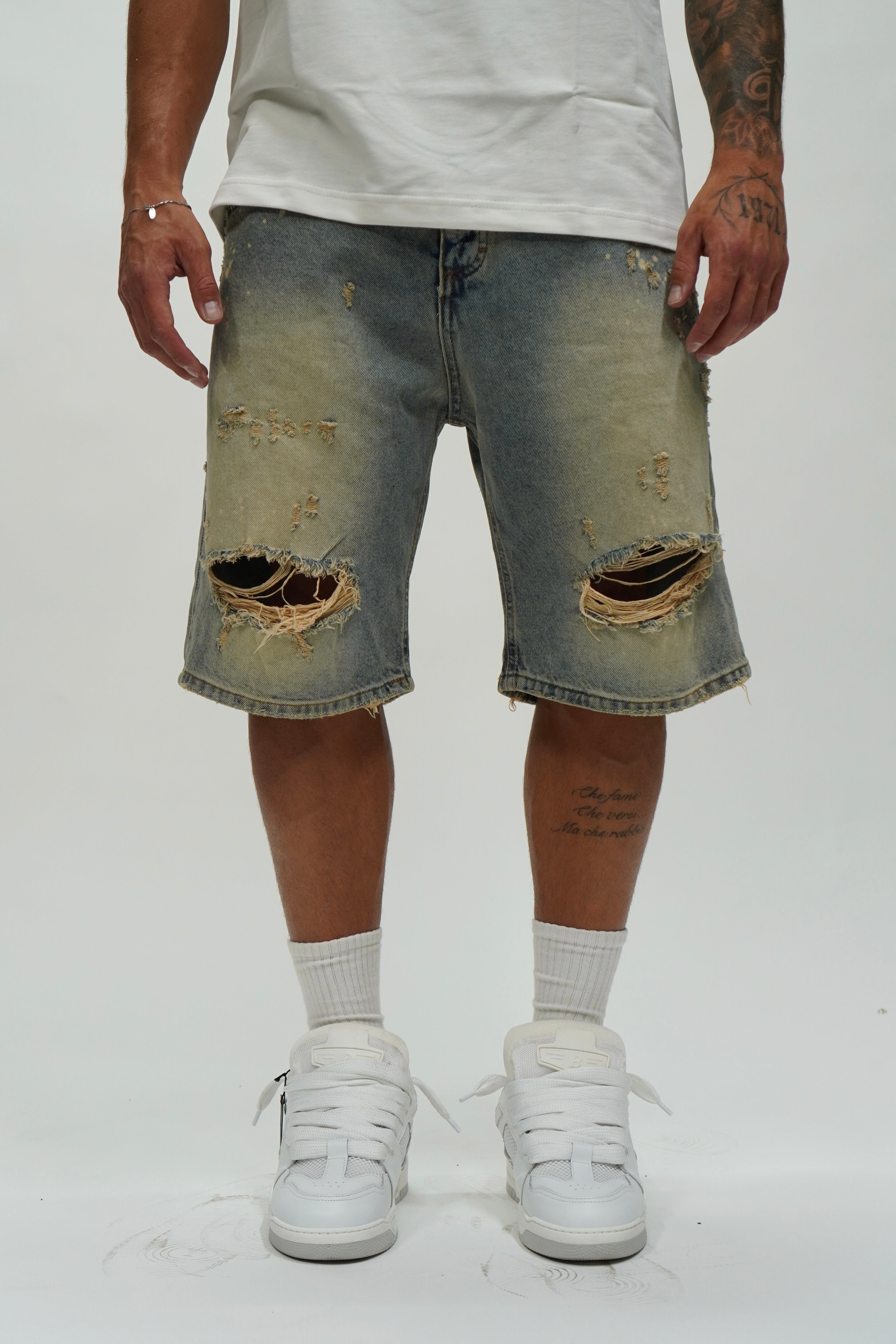 Short Used Sand