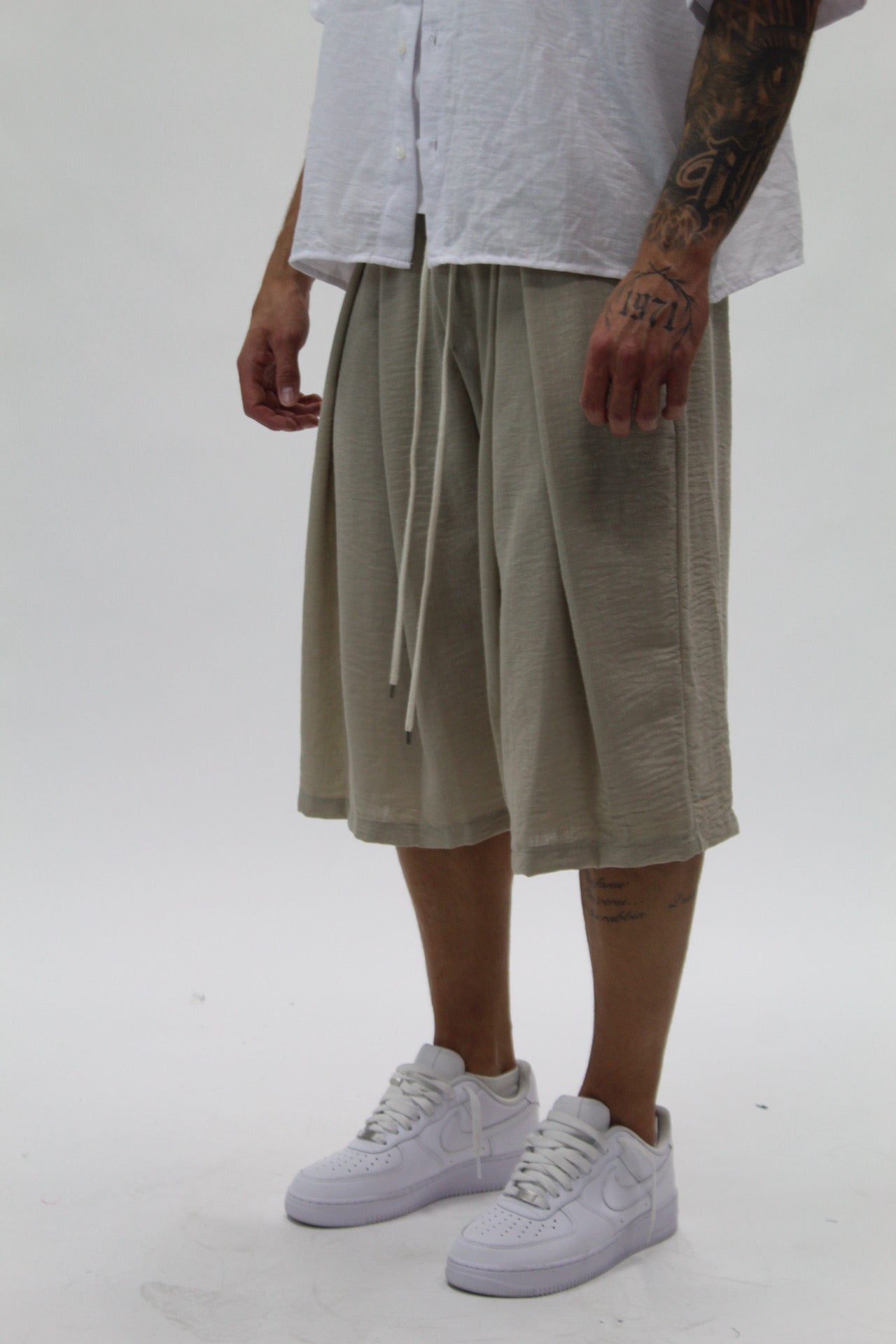 Bermuda Simil Lino Beige