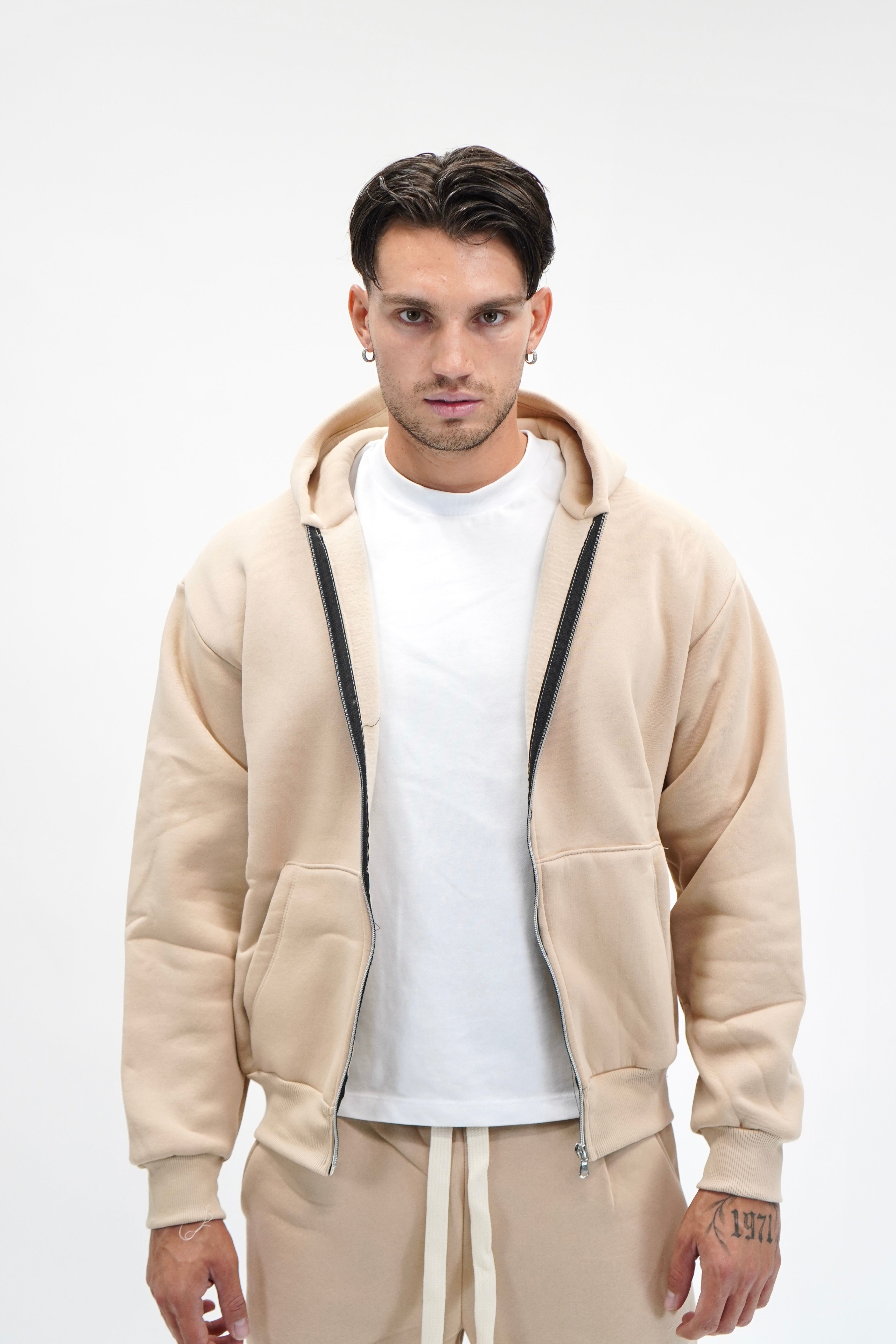 Tuta Boxy con zip (8 Colori)