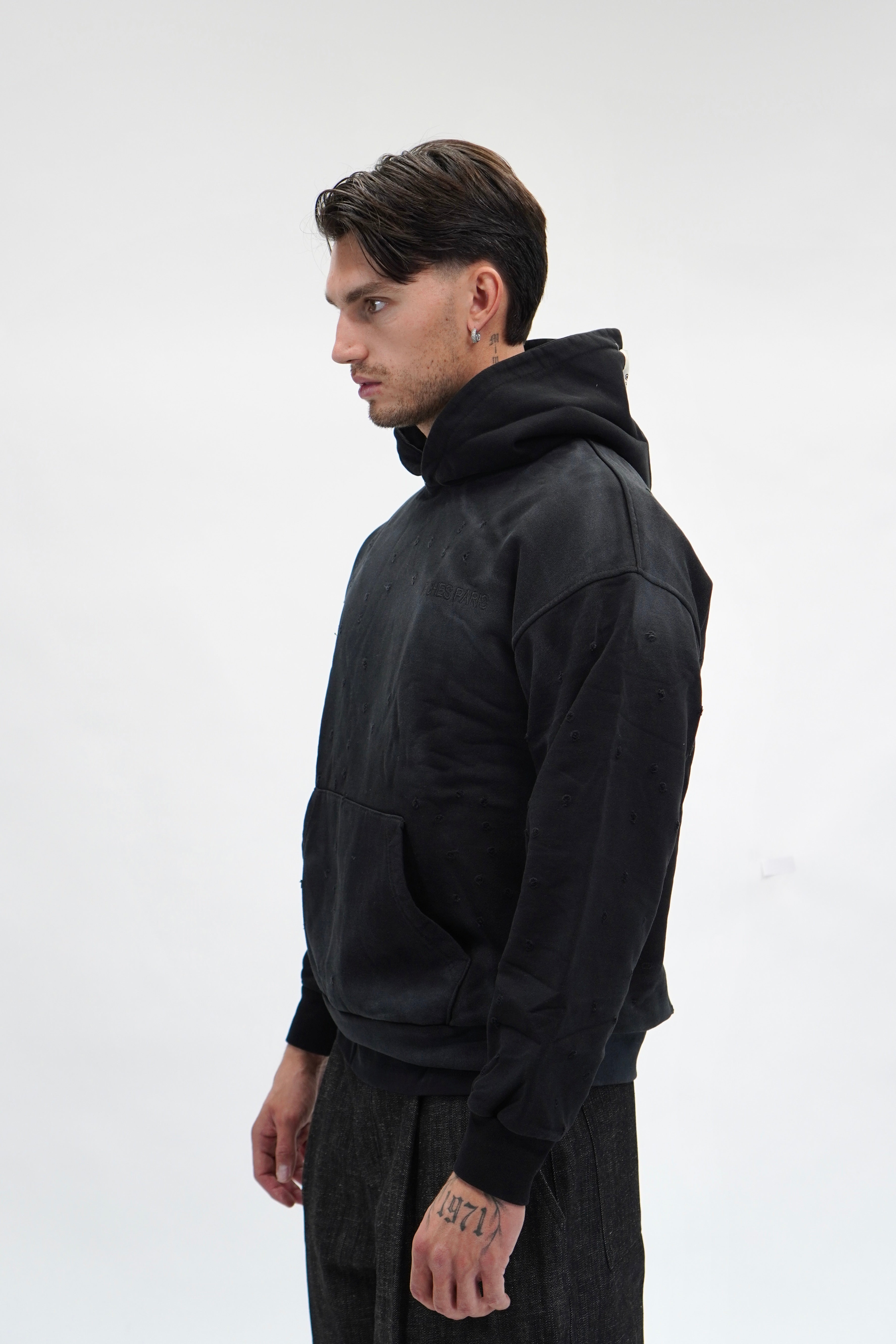 Hoodie Riches Distressed Black